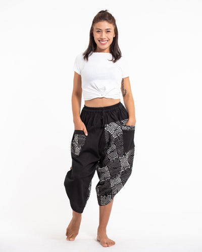 Two Tone Maze Print Women's Three Quarter Pants in Black