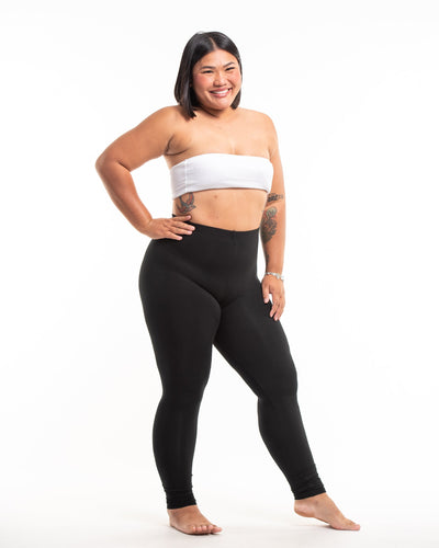 Plus Size Solid Color Leggings in Black