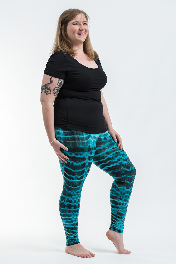 Plus Size Melting Stripes Tie Dye Cotton Leggings in Turquoise