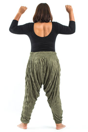 Plus Size Crinkled Cotton Harem Pants in Green